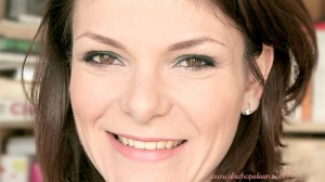 tuto maquillage vert avec club de chez MAC