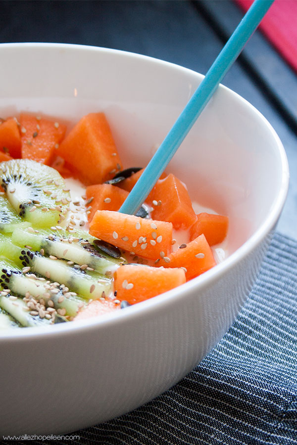 Healthy bowl fromage blanc et graines de chia